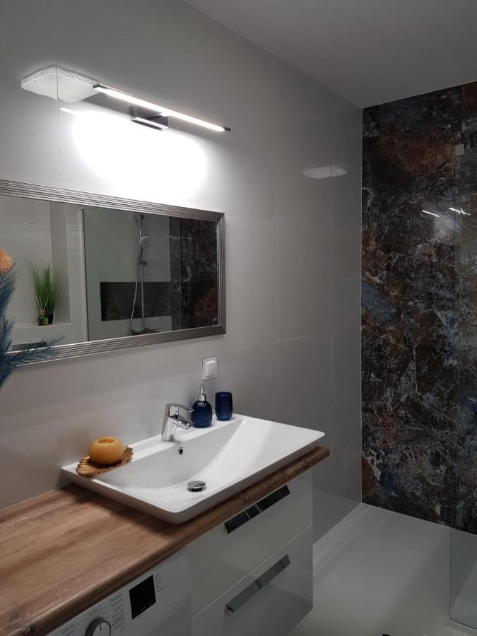 Apartament City View Wes Quality Suite Poznań Buitenkant foto